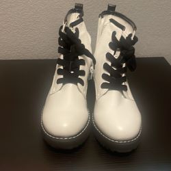 Steve Madden White Boots Size 3