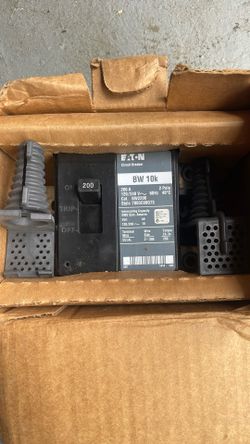 Eaton 200 Amps Main Breaker