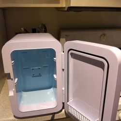 Portable Mini Fridge 
