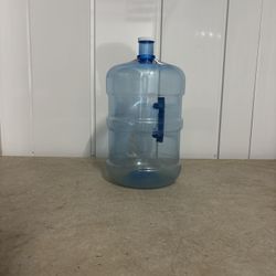 AmericanMaid 5 Gallon Stackable Water Jug