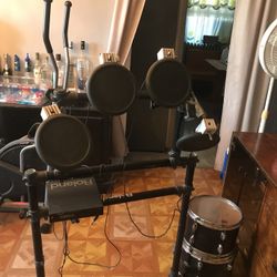 Electric AnPercussion drum set