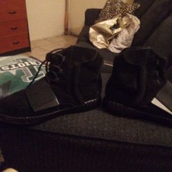 Triple Black Yeezys 750 Second Edition