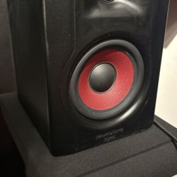 M Audio Bx5 D3 Crimson Speakers