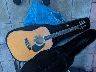 Esteban Acoustic Guitar