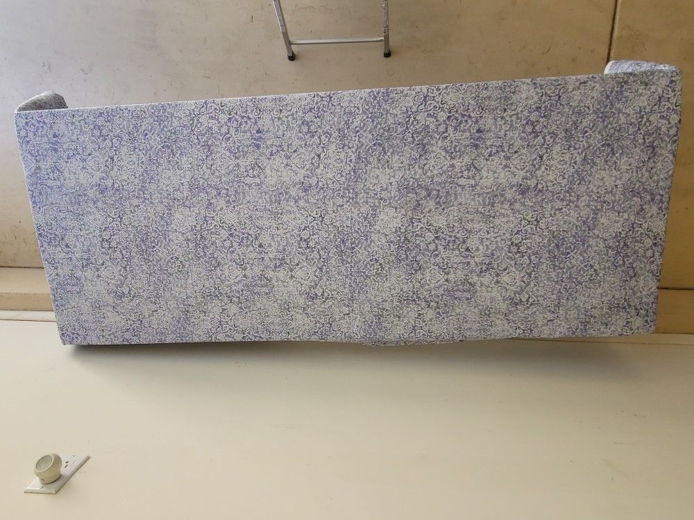 Stationary-Fixed Thearapy / Massage / Treatment Table