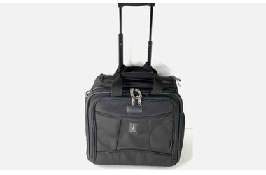 Travelpro Crew 4 Black Wheeled Tote Luggage Rolling Carry-On Bag No Strap