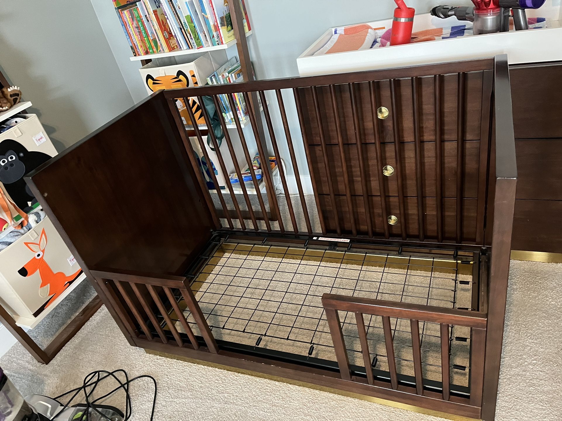 Pottery Barn Convertible Crib With Mattress