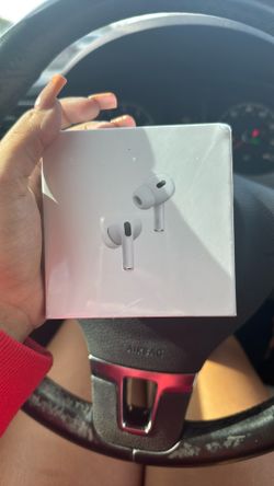 AIRPODS TYPE C sealed unopened 