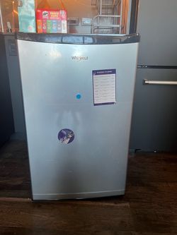 Mini fridge