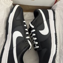 Nike Dunk Low Black White