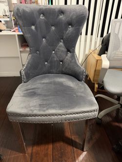 Vanity chair grey