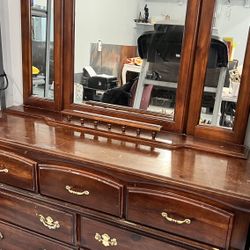 Free Solid wood table With Mirror 