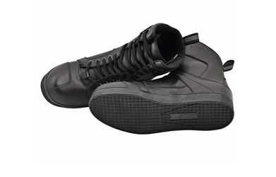 classic leather motercycle boots