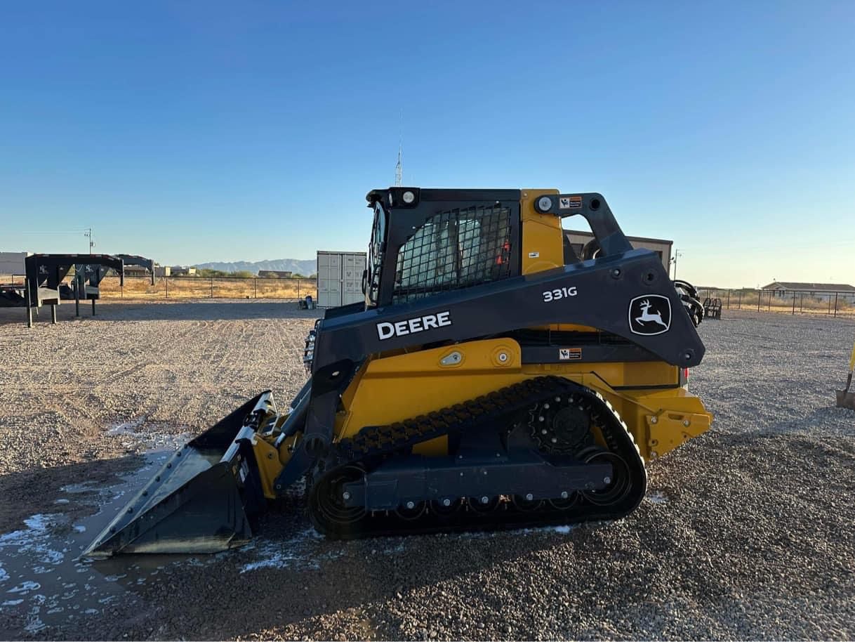 2023 John Deere 331G
