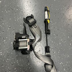 2018-2020 Audi Q5 Front Passenger Seat Belt Retractor 