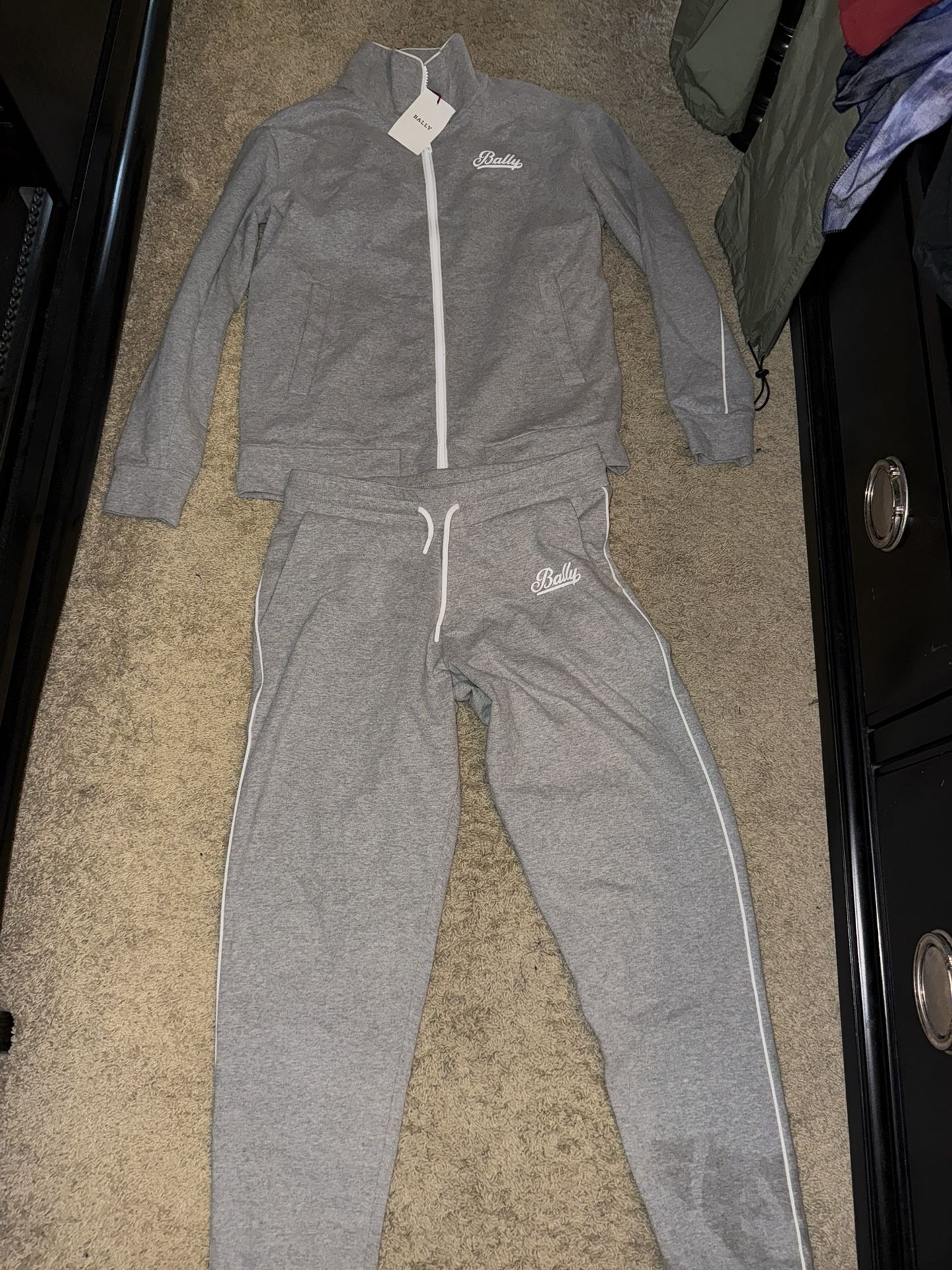 BALLY TRACKSUIT JOGGERS AND JACKET GREY NEW