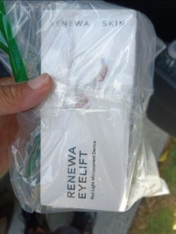 Renewa Eyelift Red Light Microcurrent Device