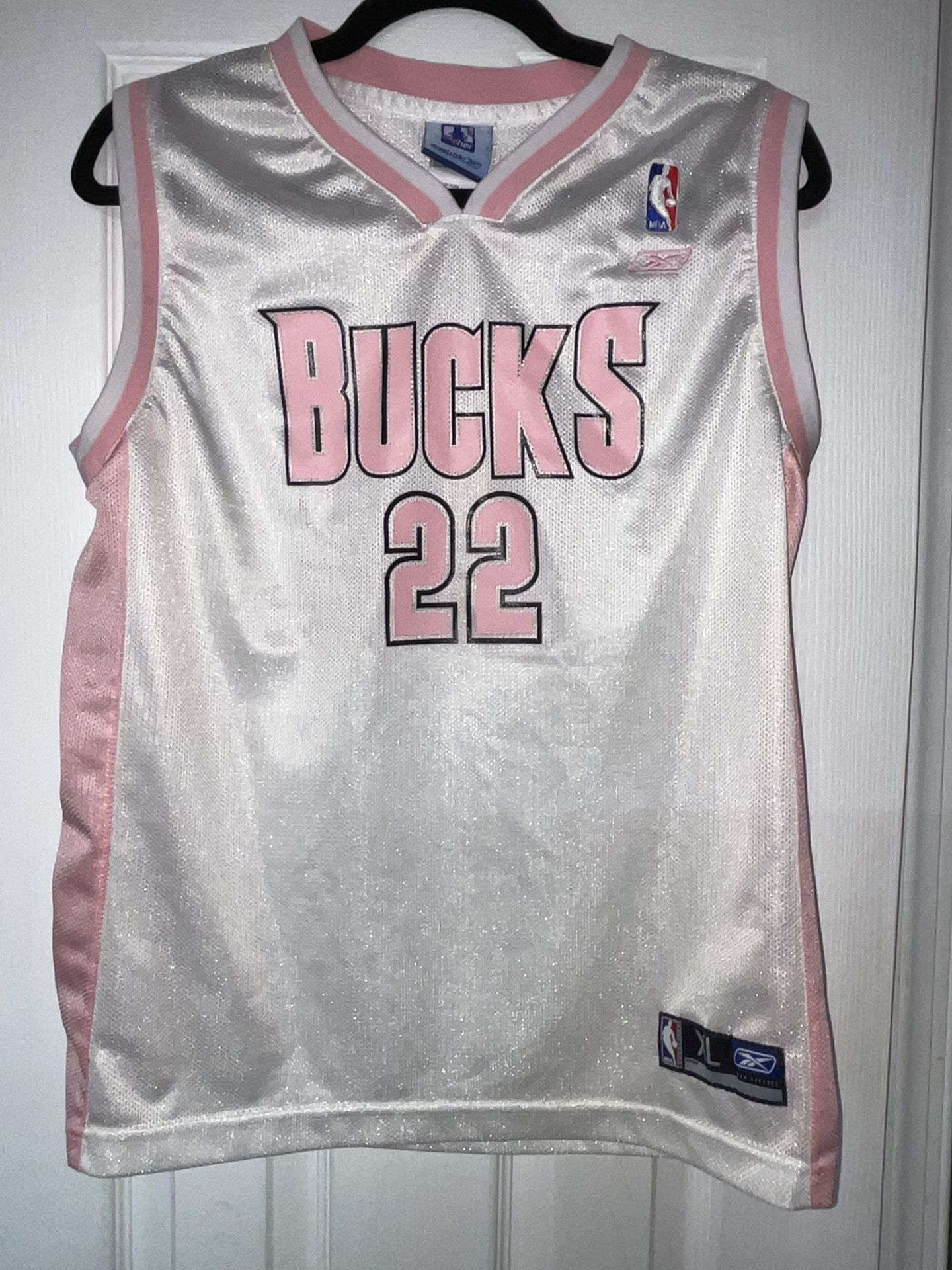REEBOK MILWAUKEE BUCKS #22 REDD REEBOK XL Women's Pink NBA4Her  Pre-owned