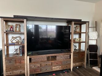 Jerome’s Contemporary TV Console