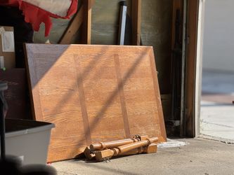 Dining table - Solid Wood