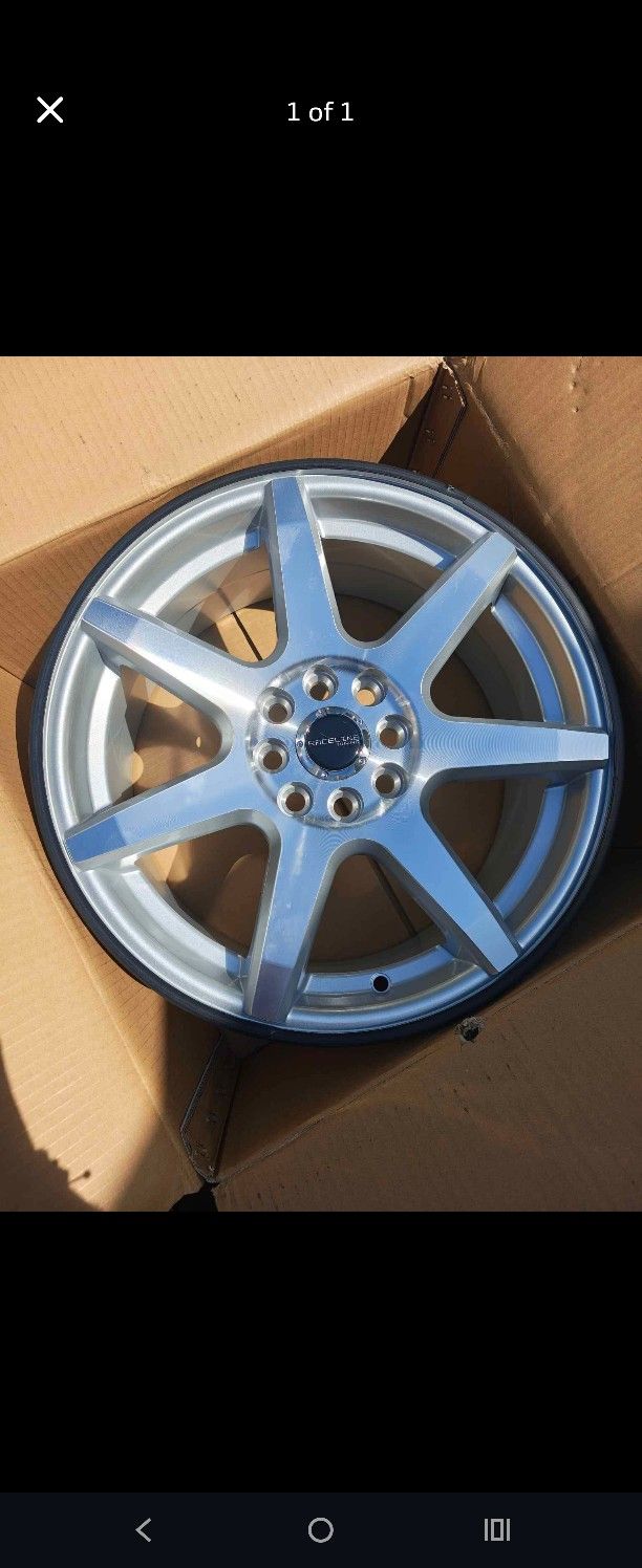 Set Of Four Brand New Raceline Wheels