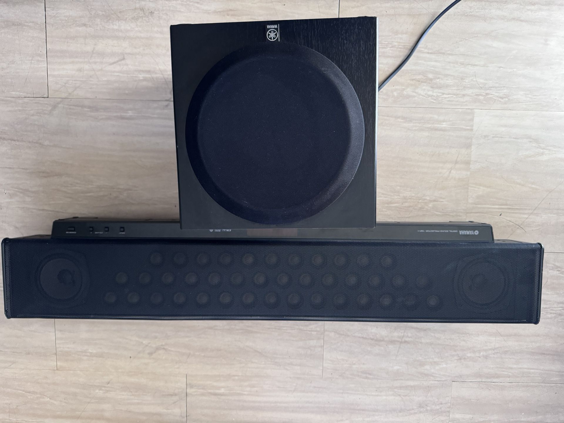 Yamaha YSP- And. Sub YST-SW012