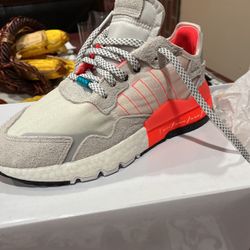 Adidas Tennis Shoes