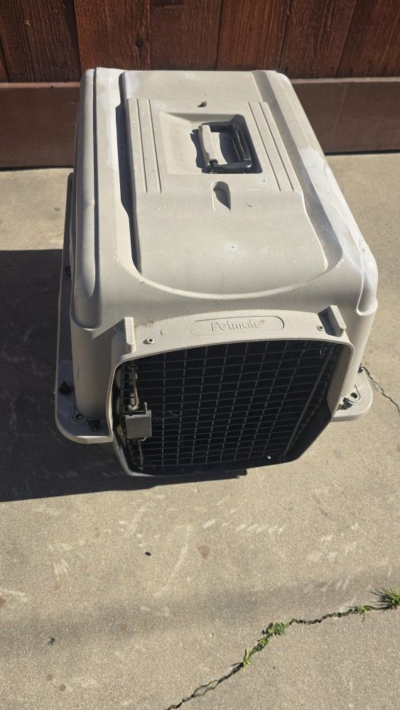 Dog Kennel Medium