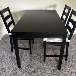 Dining Table And Chair 