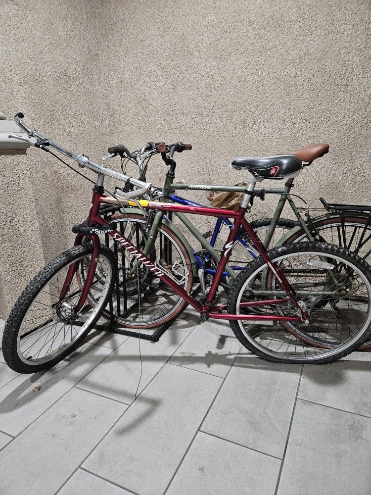 Specialized Hardrock Sport 21 Inch Bike