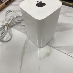 Apple Base Router 