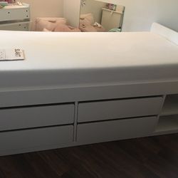 SLÄKT IKEA TWIN BED WITH DRAWERS AND SHELVES STORAGE