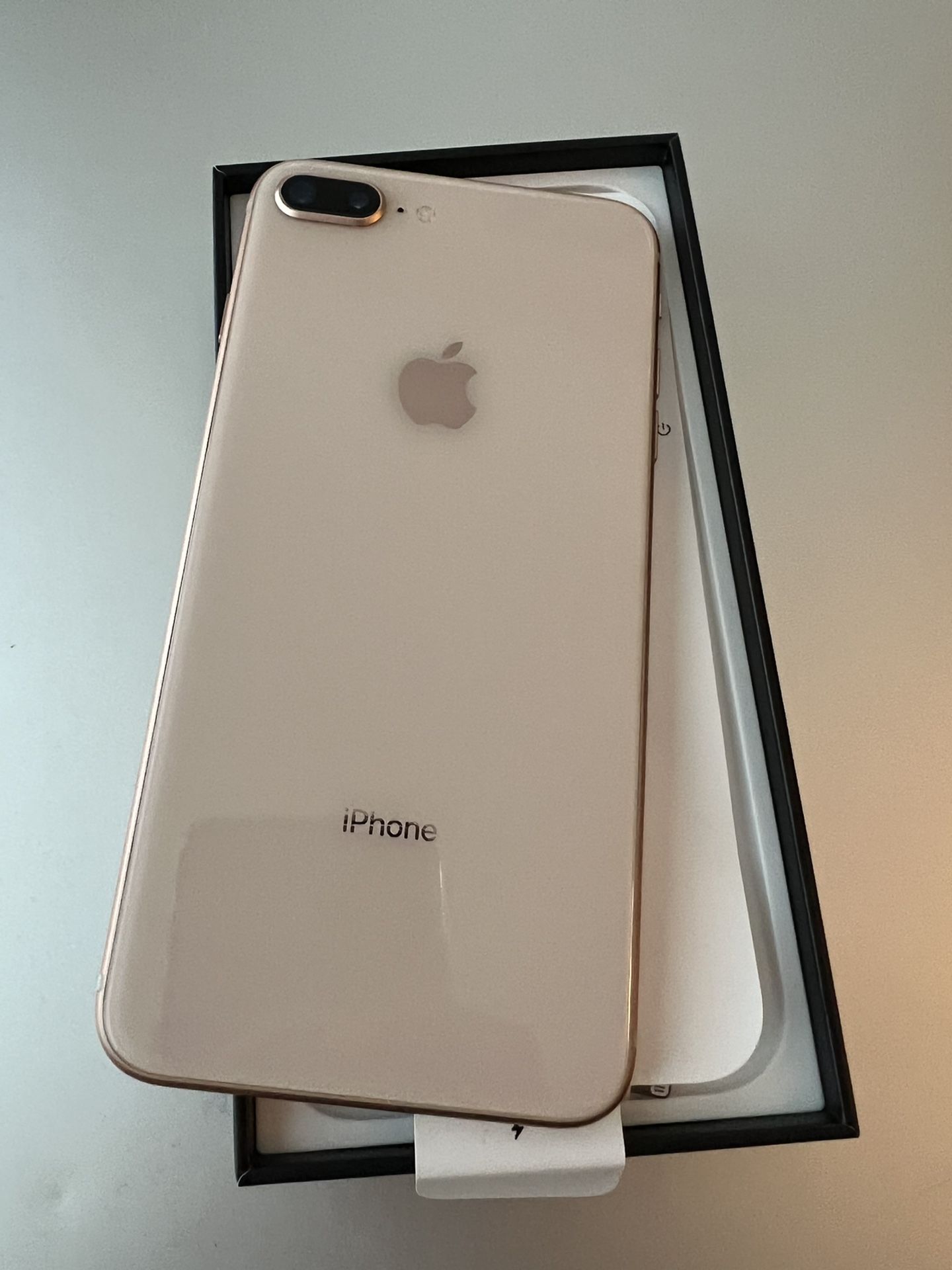 Iphone 8+ Plus 64GB Gold ANY CARRIER