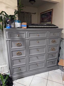 Dresser