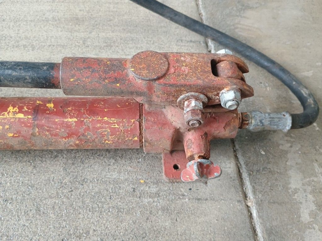 Hydraulic Wire Bender