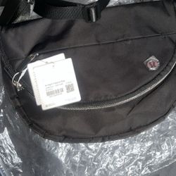 Lululemon All Night Festival Bag