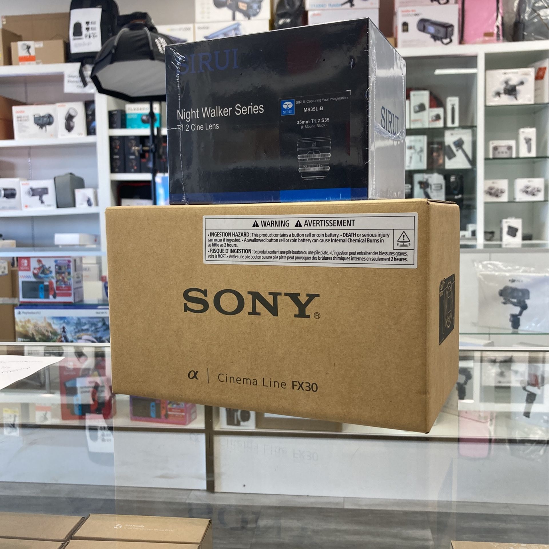 Sony FX30 w/ Sirui Night Walker 35mm T1.2 Super35