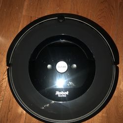 Roomba e5
