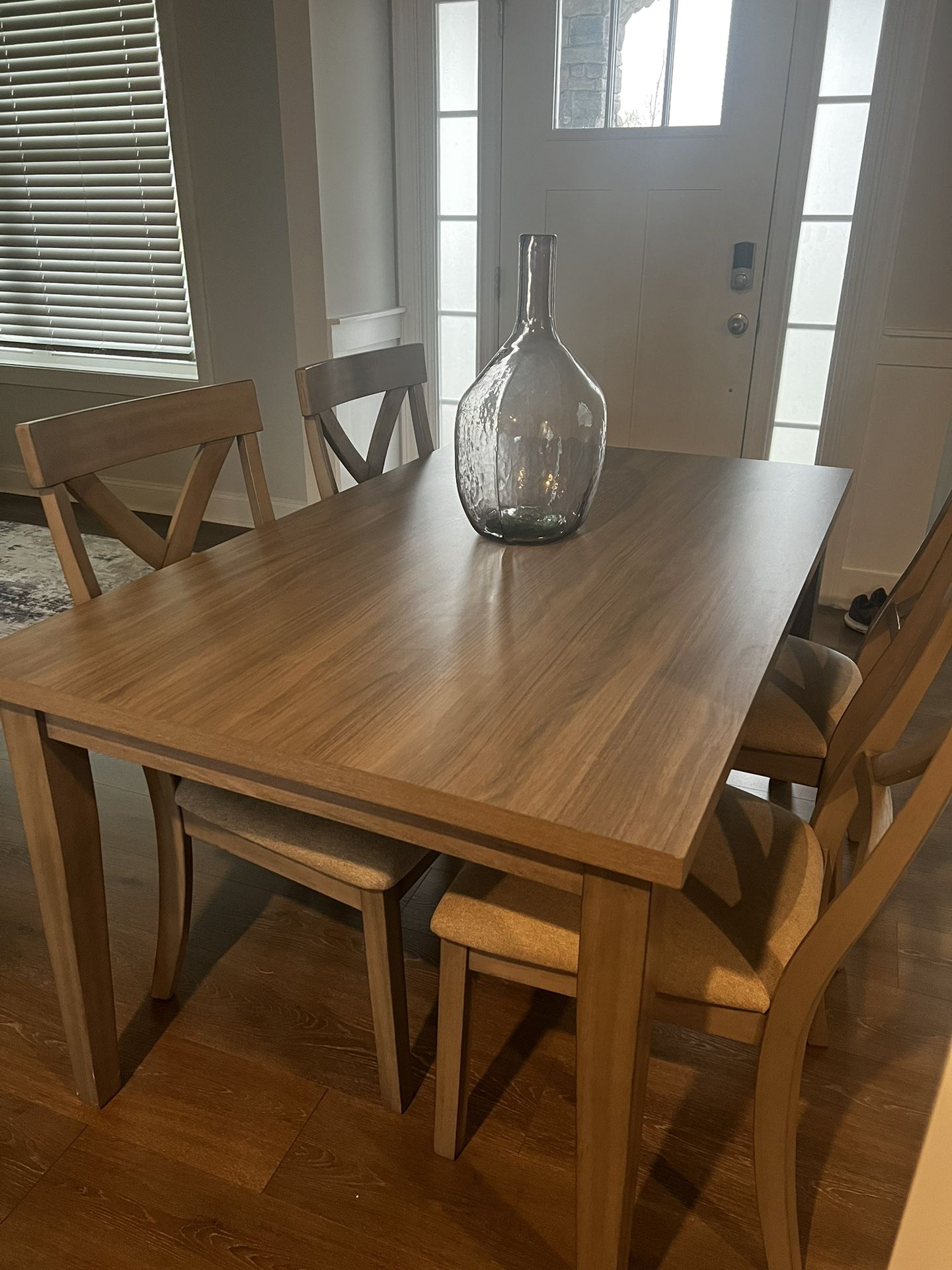 Dining Table With Four Chairs.