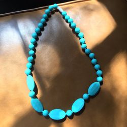 Infant Teething Necklace For Mother To Wear