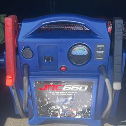 JNC660 jump starter