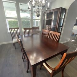 Dining Room Table, 6 Chairs & China Cabinet