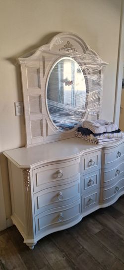 White Dresser with Oval Mirror