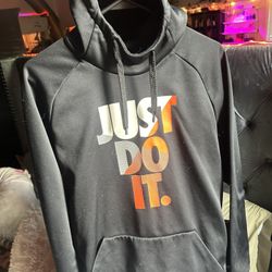 Nike sweatshirt