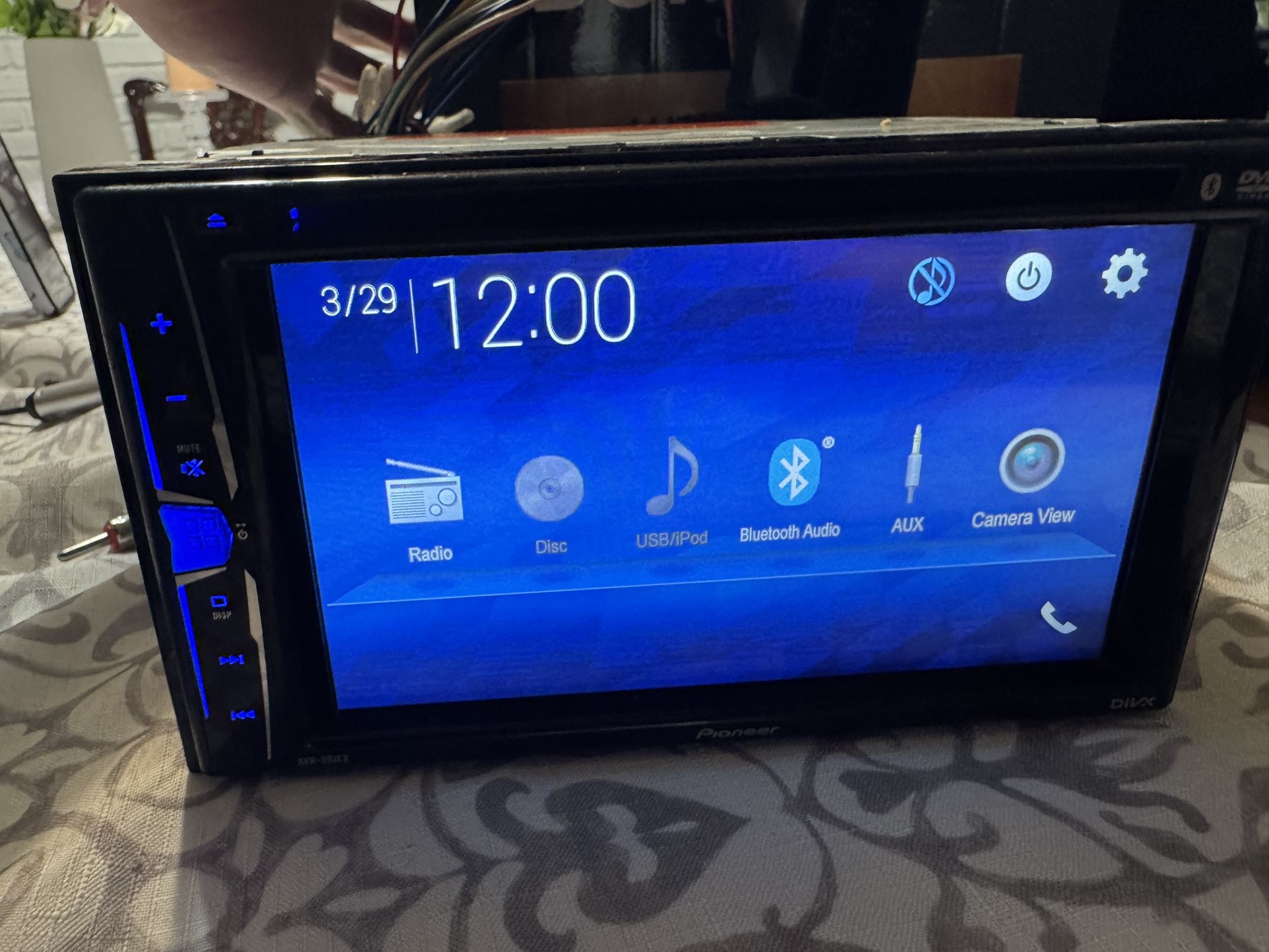 Pioneer AVH-201EX double din 2DIN CD DVD USB Bluetooth Radio Receiver / Harness