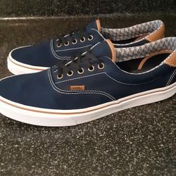 Vans mens 13 Practicaly New 