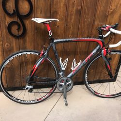Pinarello road bike Medium 