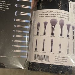 Make Up Brushes