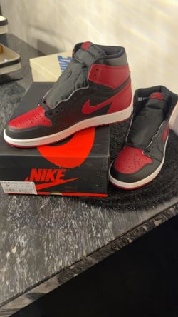 Air Jordan 1 Bred Banned (2016)