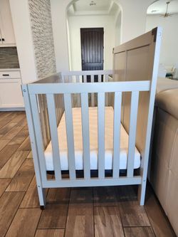 Crib + Naturepedic mattress $250